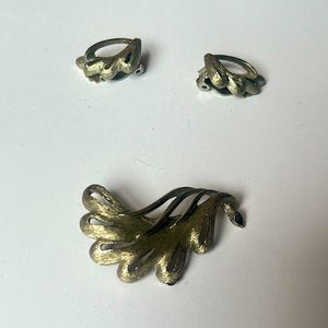 Silver brooch and earring set